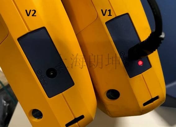 福禄克威测平台Versiv 2 电源按键灯的充电指示功能